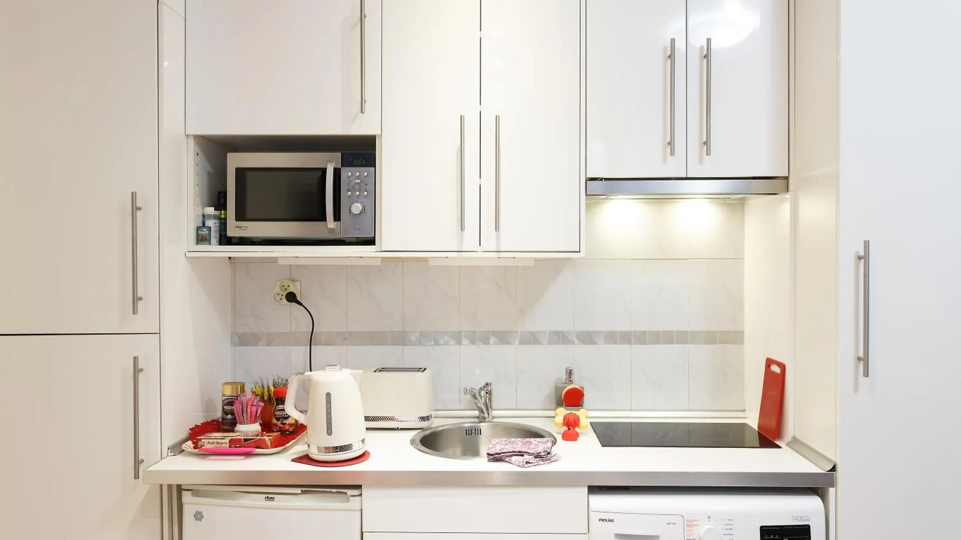 Bed & Breakfast Petits Champs Ii *